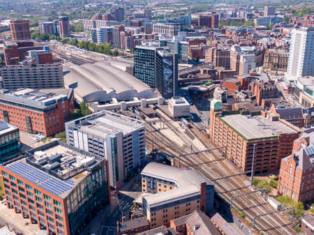 May 2020, UK: Leeds Train Station - Drone, Aerial View. West Yorkshire.のeditorial素材