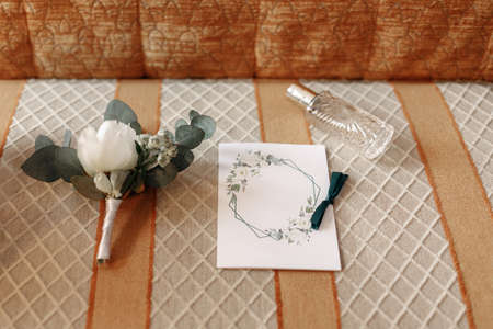 morning bride and groom with wedding rings close up