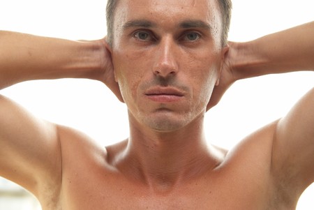 Portrait of muscular man isolated on white
の写真素材