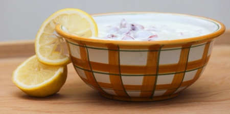 white yogurt dressing for salad, healthy foodの写真素材