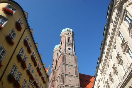 frauenkirche in munichの写真素材