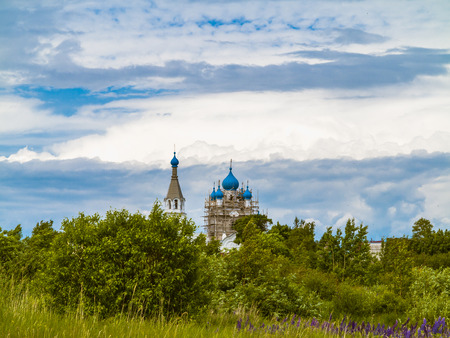 The Church of the Holy apostles Peter and Paul.Village Vetvenik on lake Chudskoe.Sunny summer day.の写真素材
