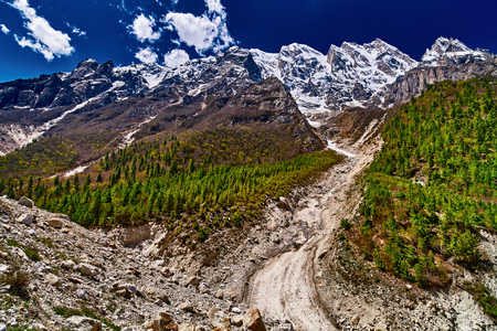 Mountains View in Himalaya. Gaumukh, Gangotri, Uttarakhand, India.の写真素材