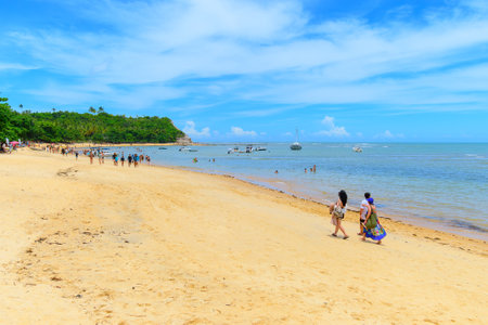 Porto Seguro, BA, Brazil - January 07, 2023: view of Espelho Beach, a beautiful tourist beach of Bahia state.のeditorial素材