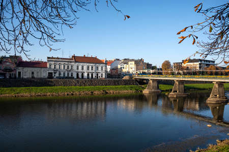 Uzhhorod, Ukraine - October 8, 2021:Streets and architecture of the old city of Uzhgorod in Ukraine in autumnのeditorial素材