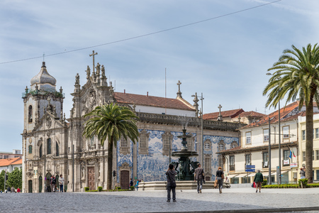 PORTO, PORTUGAL - APRIL 27, 2014: View of Carmelites church with Our Lady of Mount Carmel. Located in the center of Porto, Portugal.のeditorial素材