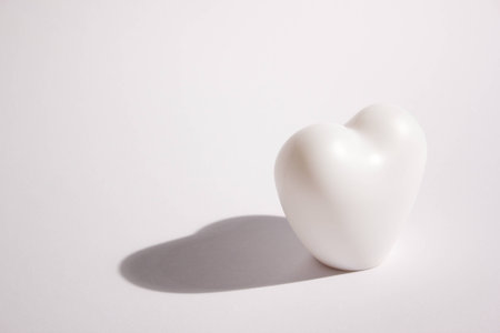 White Heartの写真素材