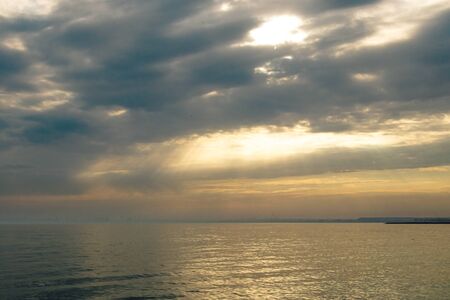 landscape, sea, water, sunset, dawn, sky, sun, sea, beach, in the sunset, dawn, wild on the water, wavesの写真素材