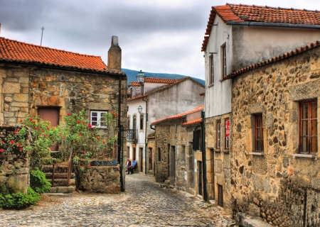 Old rural village of Linhares da Beira, Portugalのeditorial素材