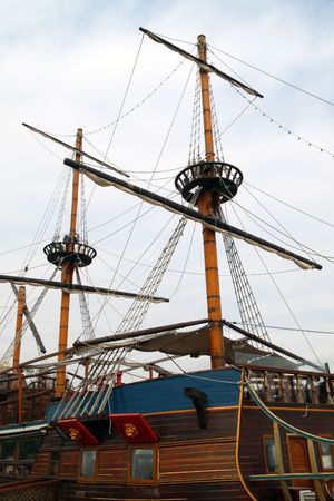 Historic ship replica - mast with rope ladder and surveillance nestの写真素材