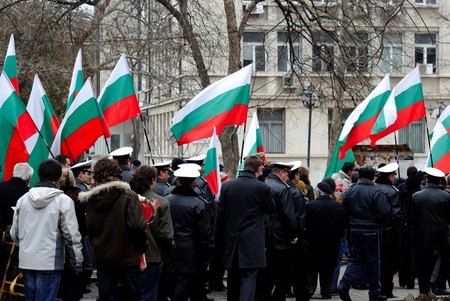 VARNA, BULGARIA - MARCH 3: Officials, military personal and common people are taking part in the Liberation Day celebrations on March 3, 2011 in Varna, Bulgaria.のeditorial素材