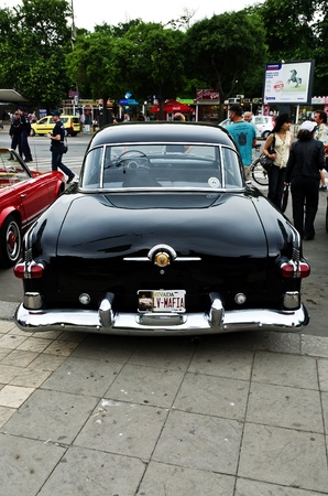 VARNA, BULGARIA - JUNE 25: The annual Retro rally âOld capitalsâ finished for the first time in town of Varna on June 25, 2011 in Varna, Bulgaria. Packard branded car with Nevada state, US car plate. のeditorial素材