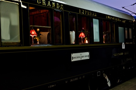 VARNA, BULGARIA - SEPTEMBER 6: The legendary 'Orient Express' is ready to depart from Varna Railway Station on September 6, 2011 in Varna, Bulgaria. The luxury train travels between Paris and Istanbulのeditorial素材