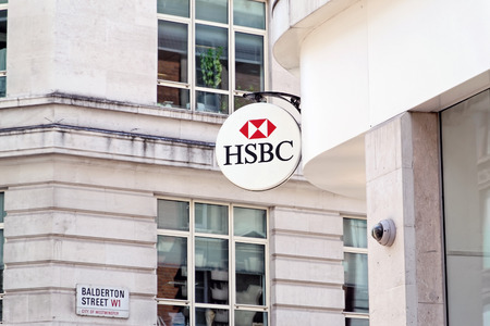 LONDON - JULY 1, 2014: HSBC Bank branch in London, United Kingdom. It is the world\\のeditorial素材