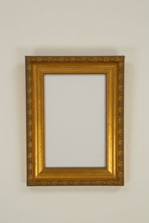 Photo frame outline, Close-up