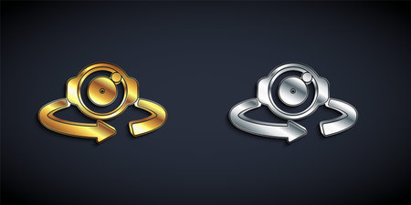 Gold and silver 360 degree view icon isolated on black background. Virtual reality. Angle 360 degree camera. Panorama photo. Long shadow style. Vectorのイラスト素材