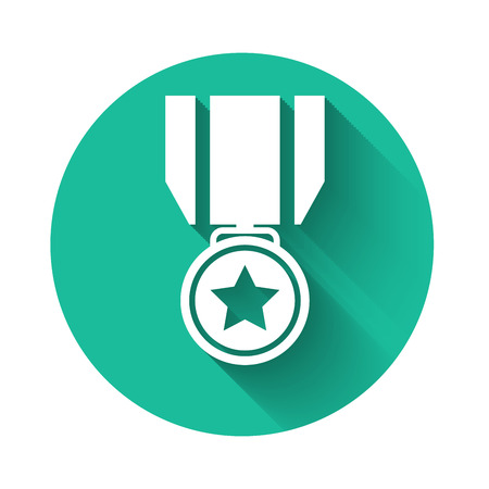 White Medal with star icon isolated with long shadow. Winner achievement sign. Award medal. Green circle button. Vector Illustrationのイラスト素材