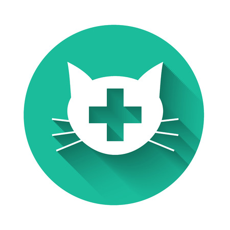 White Veterinary clinic symbol icon isolated with long shadow. Cross with cat veterinary care. Pet First Aid sign. Green circle button. Vector Illustrationのイラスト素材