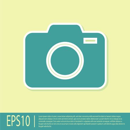 Green Photo camera icon isolated on yellow background. Foto camera icon. Flat design. Vector Illustrationのイラスト素材