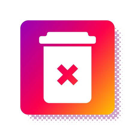 White Trash can icon isolated on white background. Delete icon. Garbage bin sign. Recycle basket icon. Office trash icon. Square color button. Vector Illustrationのイラスト素材