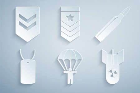 Set Parachute, Bullet, Military dog tag, Nuclear bomb, Chevron and icon. Vectorのイラスト素材