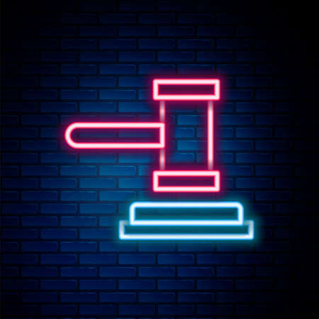 Glowing neon line Judge gavel icon isolated on brick wall background. Gavel for adjudication of sentences and bills, court, justice. Auction hammer. Colorful outline concept. Vectorのイラスト素材