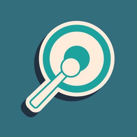 Green Gong musical percussion instrument circular metal disc and hammer icon isolated on green background. Long shadow style. Vectorのイラスト素材