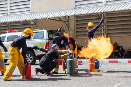 Bangkok, Thailand - June 15, 2017 : People are practicing in fire fighting trainingのeditorial素材