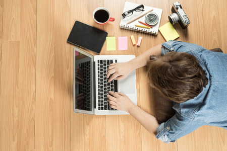 beautiful woman shopping online with laptop, sale and shopping concept, soft focusの写真素材