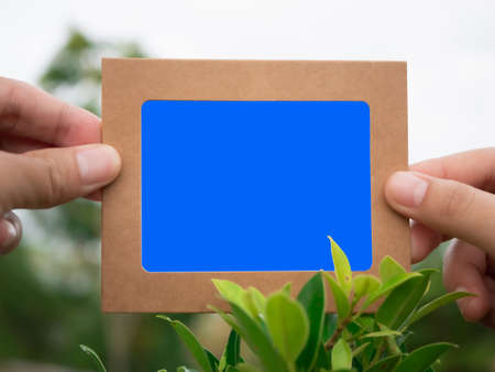 Photo frame that can insert a photo or video with a blue background.