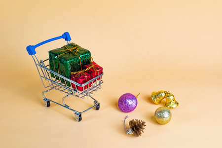 Shopping mall carts condense gift boxes for customers who come to shop on special occasions such as Christmas.の写真素材