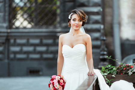 Bride standing outdoorの写真素材