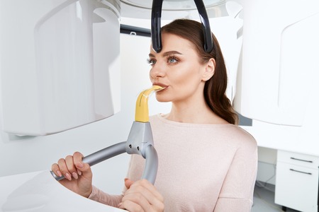Attractive patient doing roentgenの写真素材