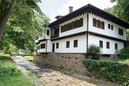 Architectural ethnographic complex  Etar  is the first one of this type in Bulgaria  It presents the Bulgarian customs, culture and craftsmanship from the period of Ottoman Empire  It was found in 1964 and it is situated 8 km South of Gabrovo  In AEK  Etaのeditorial素材