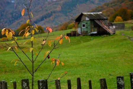 An image of a small house in the mountainsの写真素材