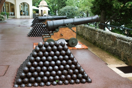Cannon and cannon balls near Royal Palace in Monacoのeditorial素材