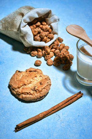 Typical spanish drink based on water, sugar and tuber called chufaの写真素材
