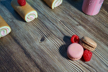 Raspberry and chocolate brownies ready to eatの写真素材