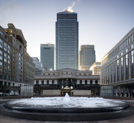Cabot Square and One Canada Square early morning without peopleのeditorial素材