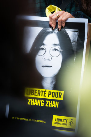 Lyon, France, December 11 2023: request for the release of Zhang Zhan, a journalist who disappeared in Wuhan in the People's Republic of China in May 2020. She was one of the first to cover the early days of the Covid 19 pandemic. On December 28, 2020, shのeditorial素材