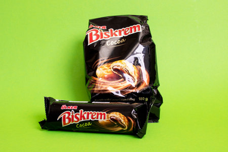 BELARUS, NOVOPOLOTSK - 30 MAY, 2021: Cookies Biskrem on green background close upのeditorial素材