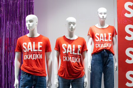 Mannequins in T-shirts with the inscription sale close upの写真素材