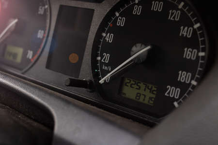 Speedometer with an arrow at zero close upの写真素材