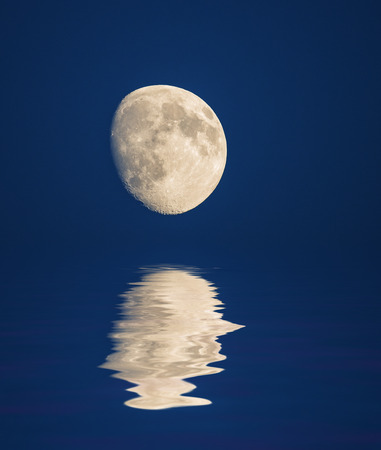 moon an mirroringの写真素材