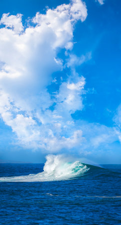 big sea waveの写真素材