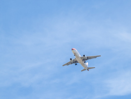 Chiang Mai Thailand -May 17 : Airlines. Landing to Chiangmai airport 20/06/2015 Place airspace in Chiang mai Thailandのeditorial素材