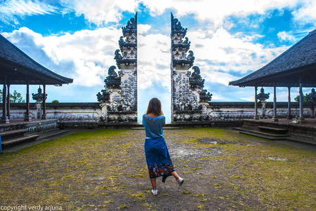 model in templeの写真素材