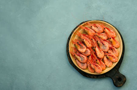 The shrimps are on the white plate. high quality photoの写真素材