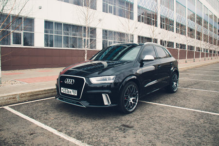 UFA, RUSSIA - MARCH 4, 2018: Sportsline Audi RS Q3 on the street.のeditorial素材