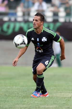 KOMOTINI,GREECE-SEPT 15, 2012: Victor Vitolo of Panathinaikos in action during the  soccer match between Panthrakikos and Panathinaikos at Komotini stadium のeditorial素材